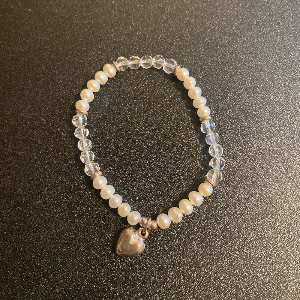 Children’s pearl bracelet